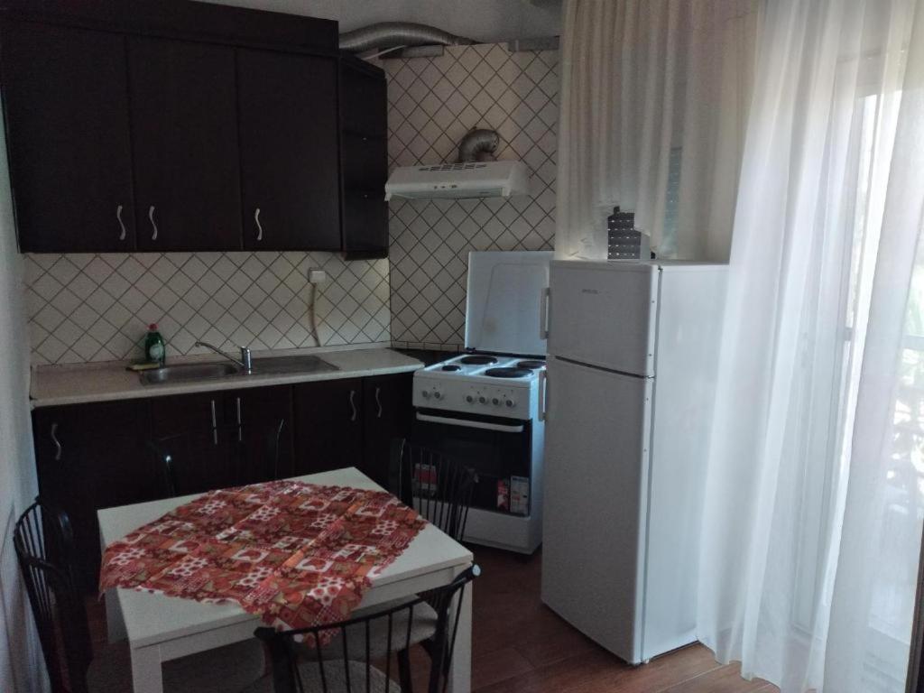 Ariadne Apartments Nea Michaniona Esterno foto